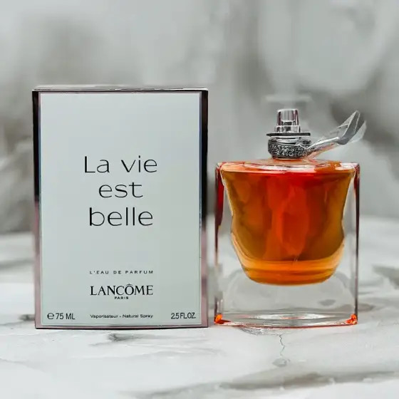 عطر ادکلن لانکوم لا ویه است بله ادو پرفیوم 20 میل دکانتی