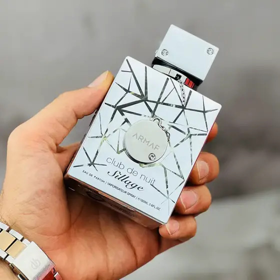 عطر ادکلن آرماف کلاب د نویت سیاژ 100 میل اورجینال