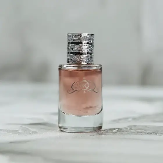 عطر ادکلن دیور جوی زنانه 25 میل شرکت ویکینگ Veking
