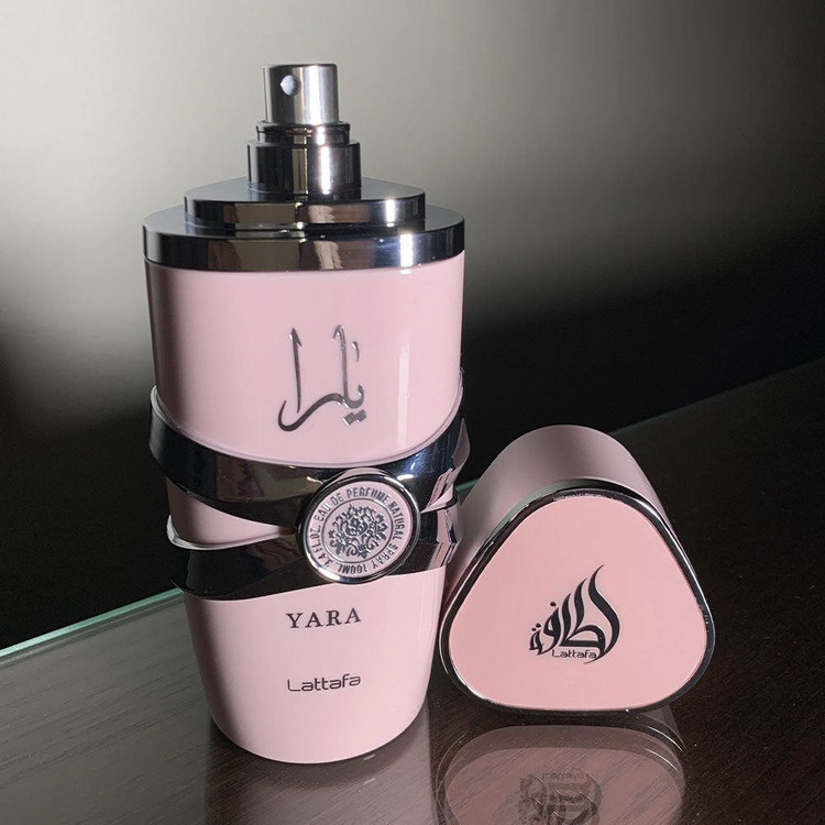 عطر یارا صورتی - یک گرم تضمینی Yara Pink Lettafe اسانس اصل و خالص با کیفیت عالی
