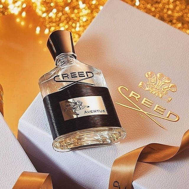 عطر و ادکلن کرید اونتوس Creed Aventus اصل با کیفیت عالی و ماندگاری بالا ( حداقل خرید 10 میل )