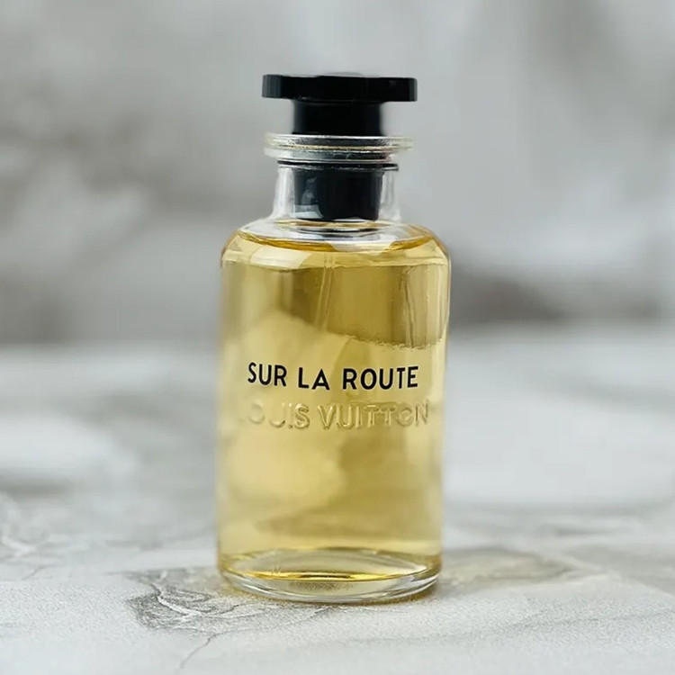 عطر ادکلن لویی ویتون سور لا روت ادو پرفیوم 10میل