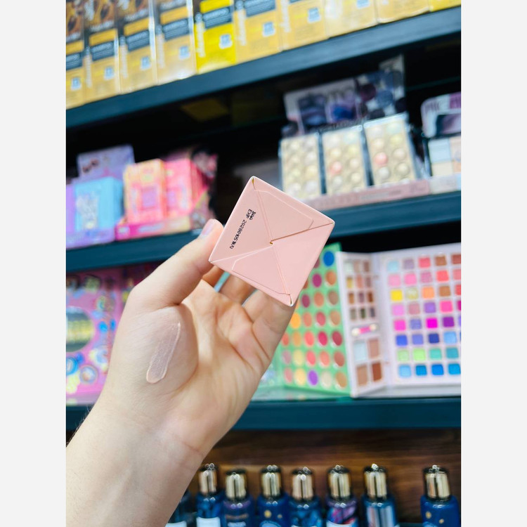 کرم ضد آفتاب کلاژن مدی کیوب Medicube سفت کننده و ضد چروک