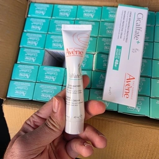 کرم ترمیم کننده سیکالفیت اون Avene Cicalfte+ (مدل جدید مخصوص بخیه)