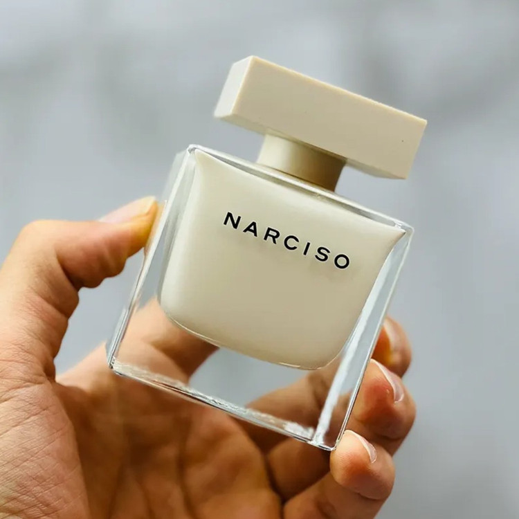 عطر ادکلن نارسیسو رودریگز نارسیسو ادو پرفیوم زنانه 90 میل مستر کوالیتی