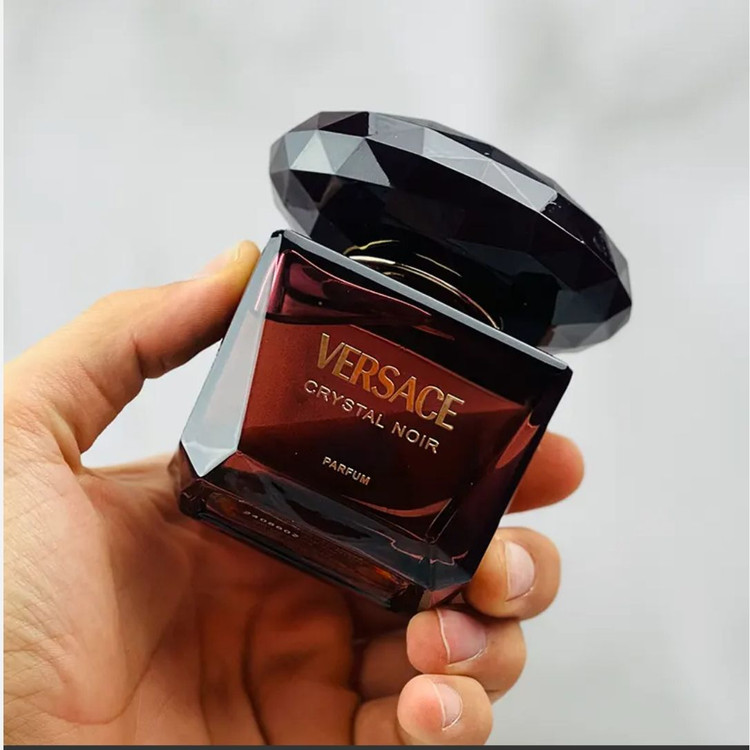 عطر ادکلن ورساچه کریستال نویر ادو پرفیوم 90 میل